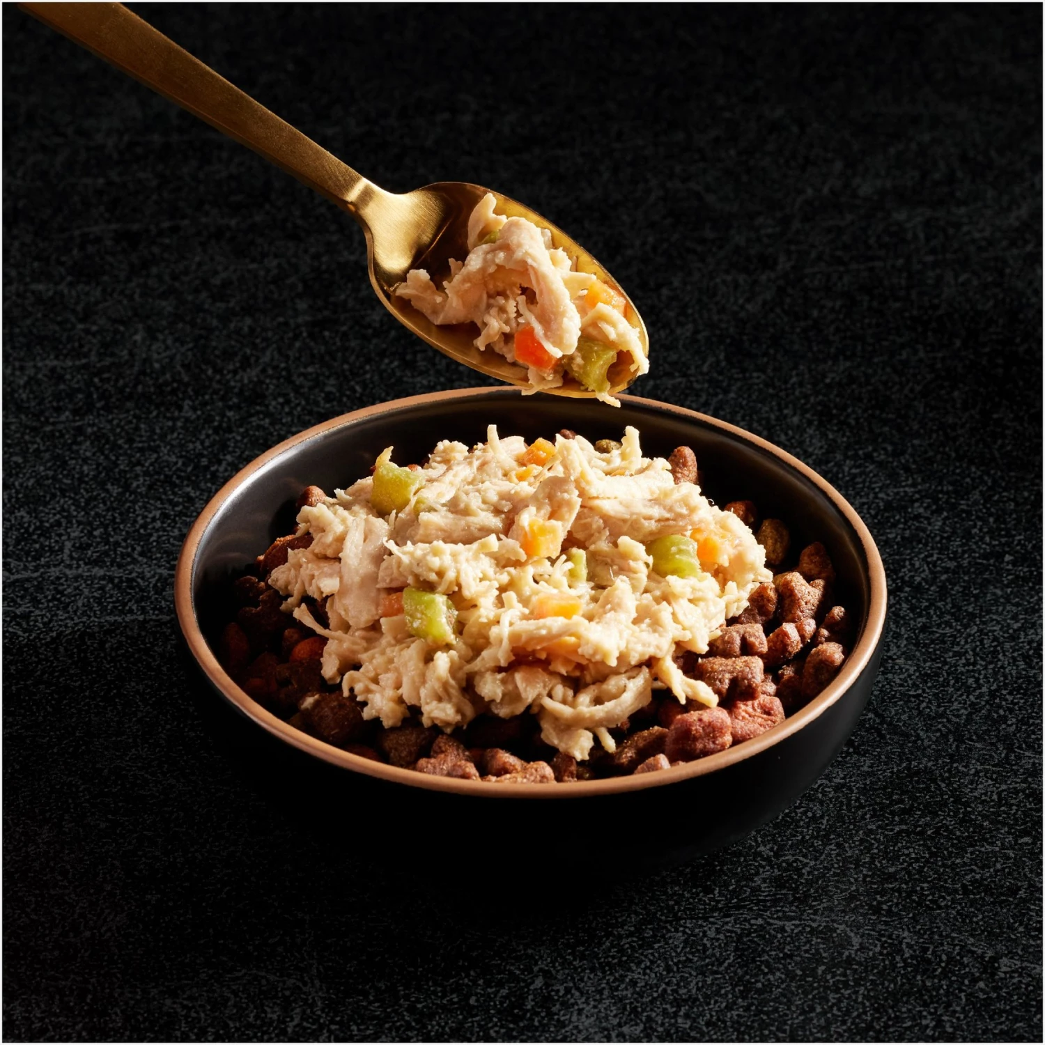 Cesar Wholesome Bowls Chicken, Sweet Potato & Green Beans Recipe Small Breed Adult Wet Dog Food 3 Cesar Wholesome Bowls Chicken, Sweet Potato & Green Beans Recipe Small Breed Adult Wet Dog Food - Image 3