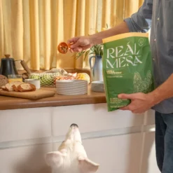 REÁL MESA Lamb & Tomato Stew Dog Food 9 REÁL MESA Lamb & Tomato Stew Dog Food -Pawsphoria Sales Store 938710 PT4. AC SS1800 V1696943503